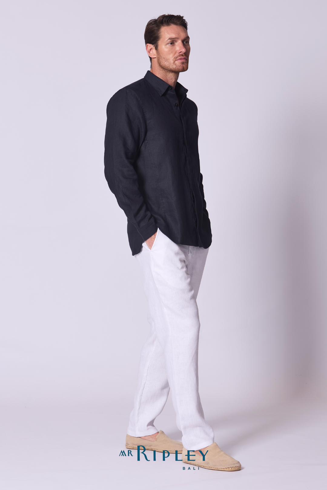 Classic Linen Shirt Long Sleeve in Navy