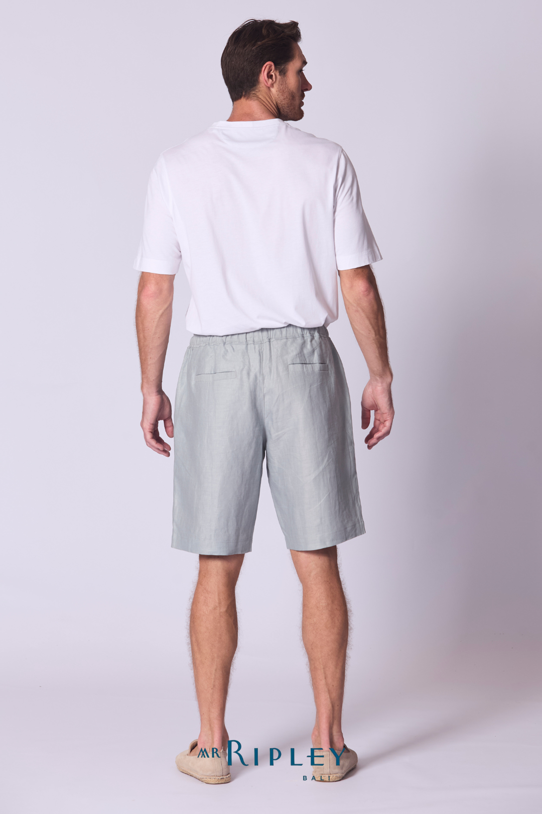 Relaxed Linen Short in Dove Grey
