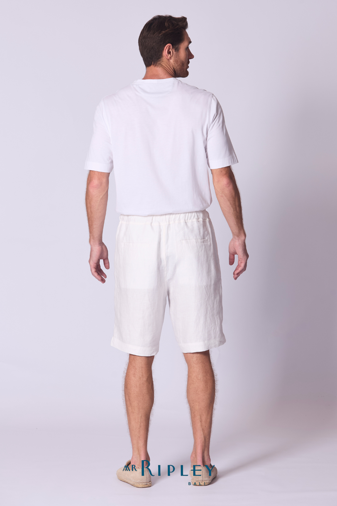 Relaxed Linen Short in White
