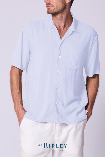 Camisa tipo campamento de algodón, lino y viscosa en chambray