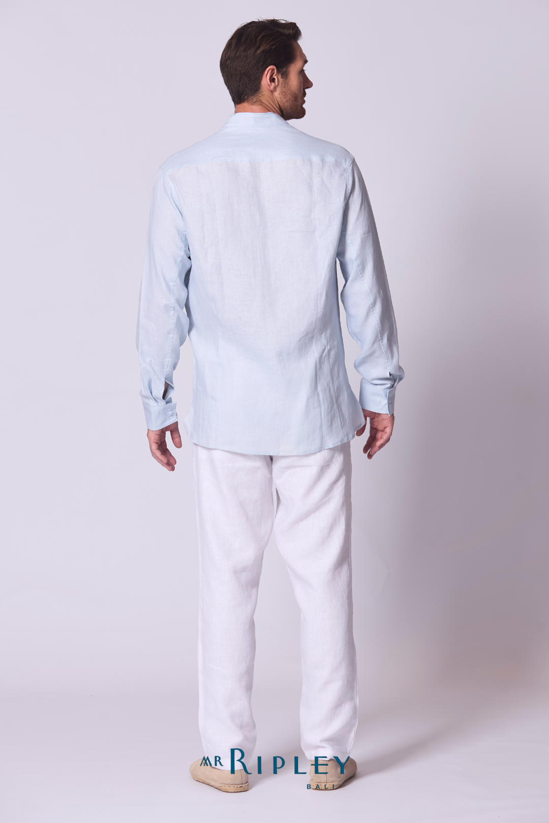 Classic Linen Mandarin Collar Bib Shirt in Chambray