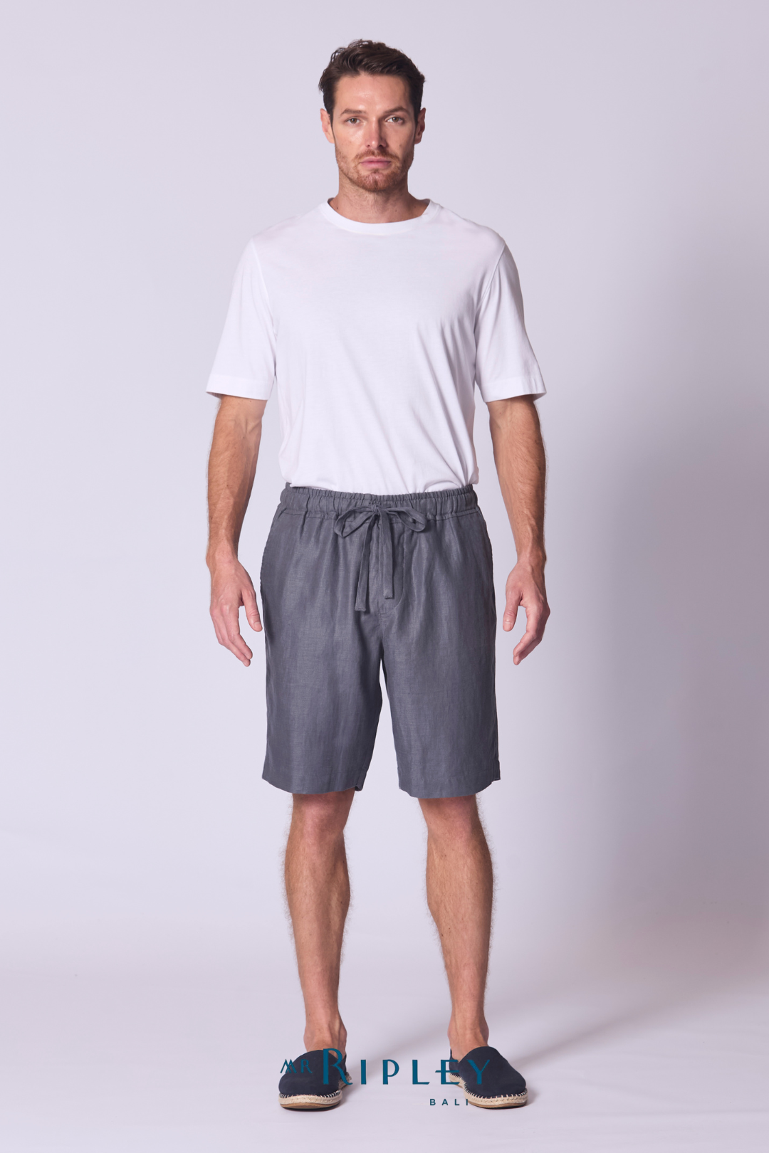 Relaxed Linen Short in Amethyst