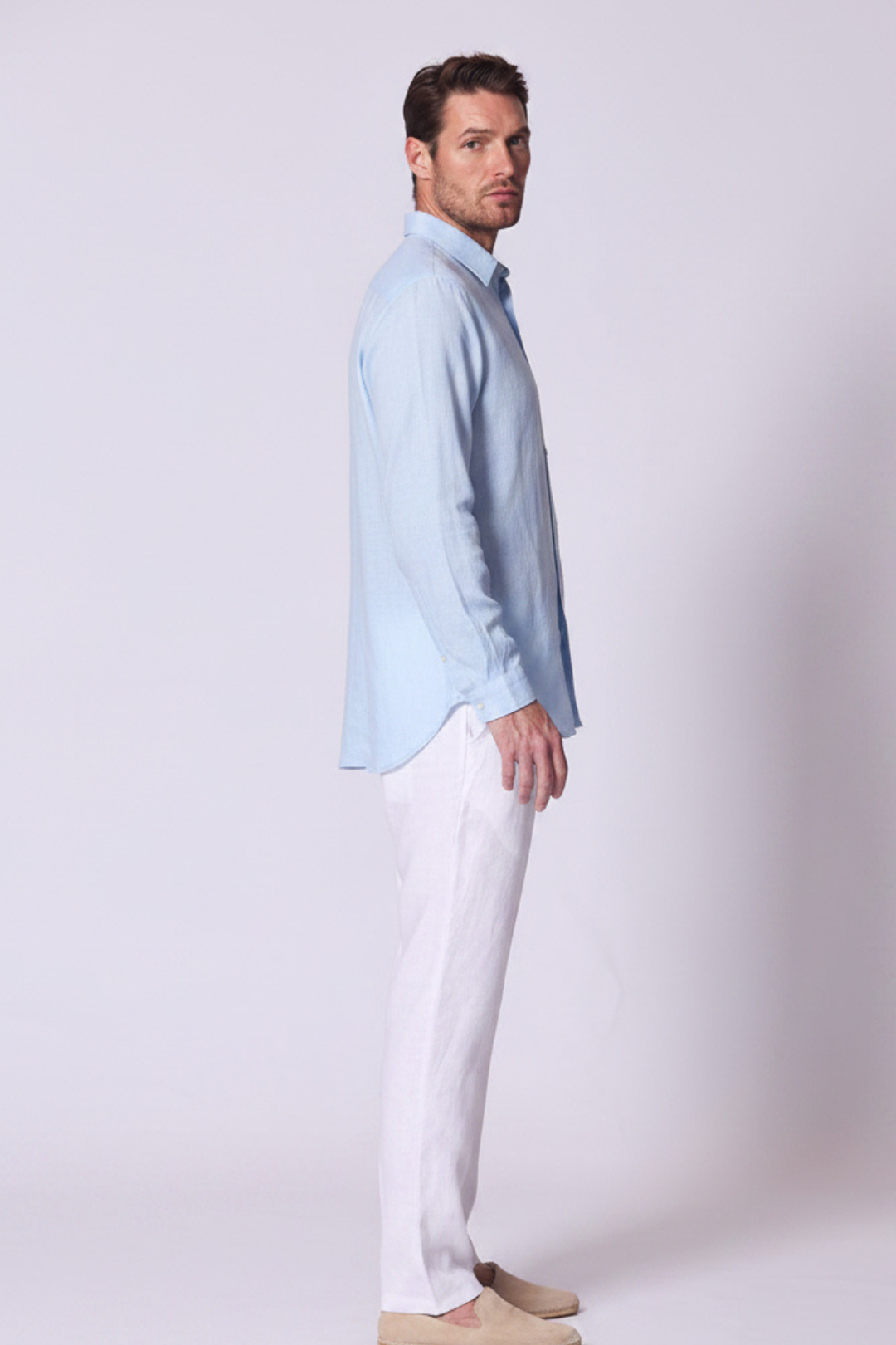 Classic Linen Shirt Long Sleeve in Chambray