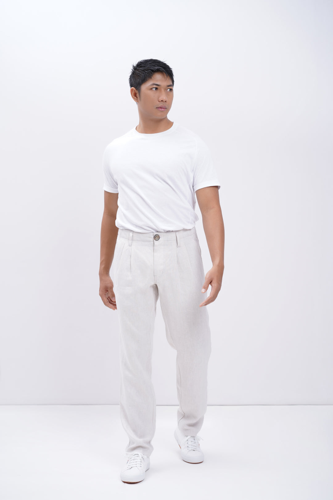 Linen Pleated Trouser